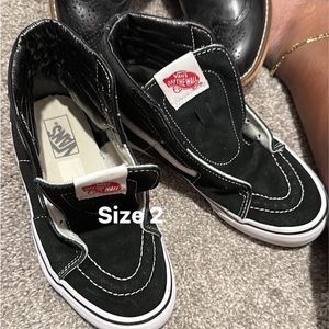 Boys vans size 2
